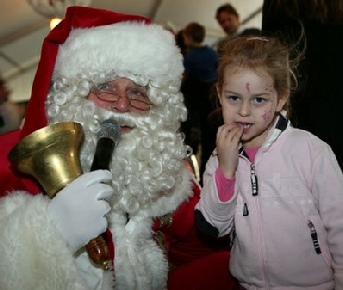 Zingende kerstman voor kerstentertainment